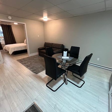 Le Centre-Ville Rouyn Εξωτερικό φωτογραφία